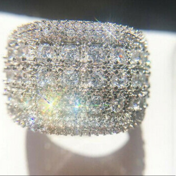 New 925 Sterling silver diamond Luxury Ring - Picture 2 of 4